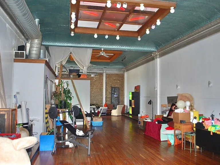 1621 N Kedzie Ave #3 — Photo 3