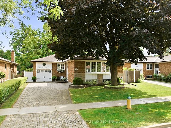 2nd image of 44 Fareham Cres