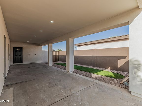 4th image of 1802 W CARTER Road