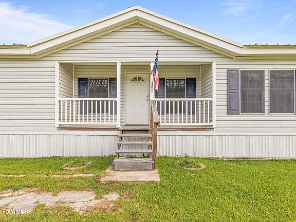 3rd image of 286 Keystone Dr