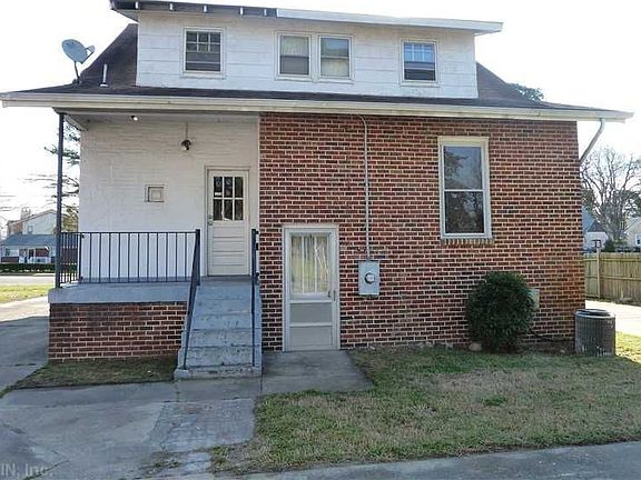 2nd image of 163 Lasalle Ave