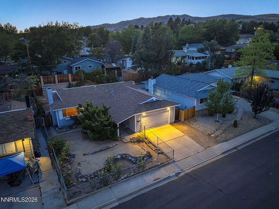 1st image of 1401 Surf Way