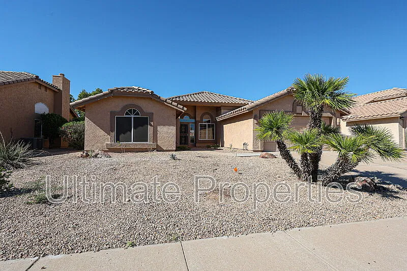 2 bed, 2.0 bath, 1701 sqft, $2,495 — Photo 1