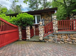 12 Donenfeld Drive, Kauneonga Lake, NY 12749