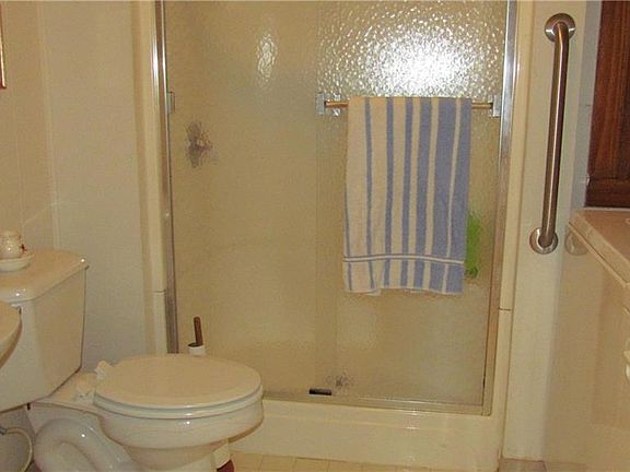 2nd image of 110 Stowe Acres