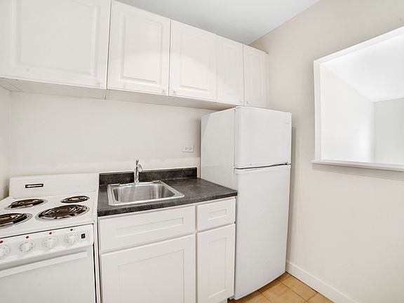 4th image of 312 E 85th St #4AA