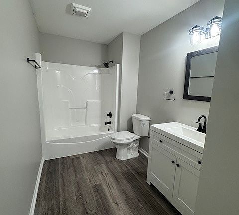 4th image of 3557 Ash St #11001065