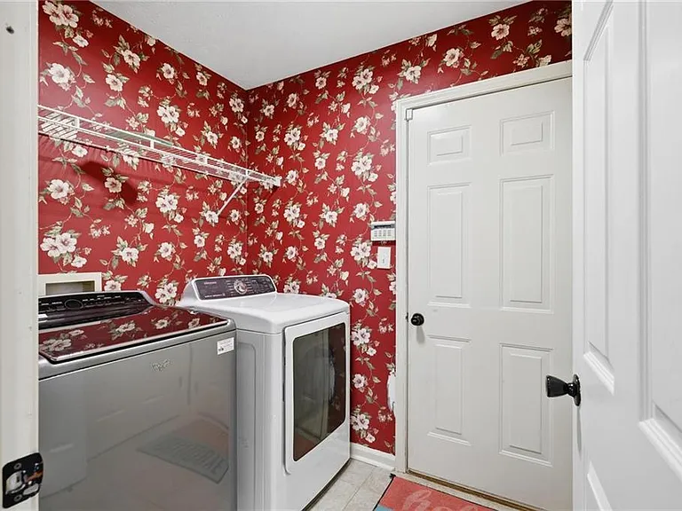 1409 Chardin Dr — Photo 14