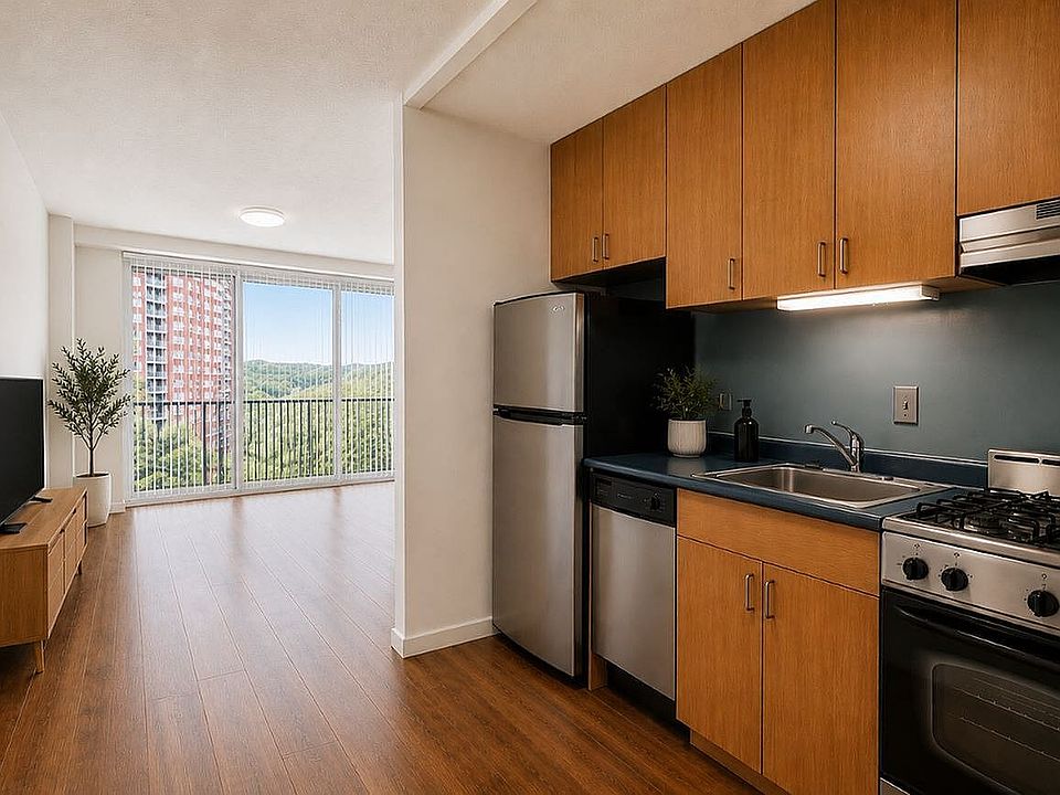 1st image of 110 W 39th St APT 511