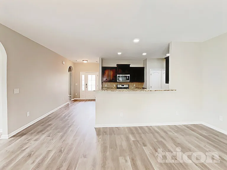 820 Mesa Verde Pl — Photo 3