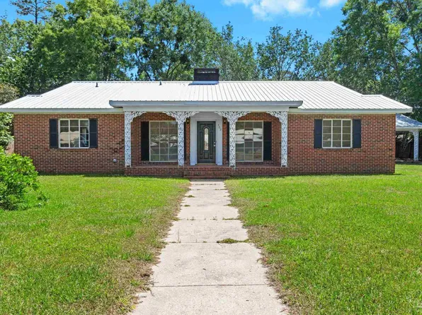 402 E Poplar St, Atmore, AL 36502