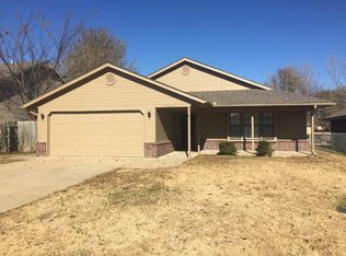 9445 E Sprucewood Dr, Claremore, OK 74019