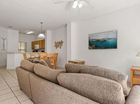 4754 Vero Beach Pl, Kissimmee, FL