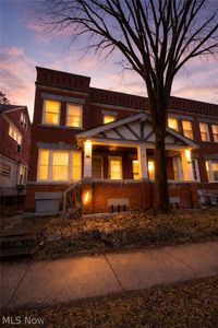 1818 Knowles St, East Cleveland, OH, 44112