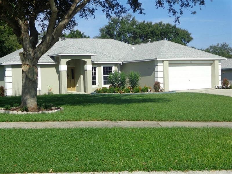 1st image of 911 Park Valley Cir