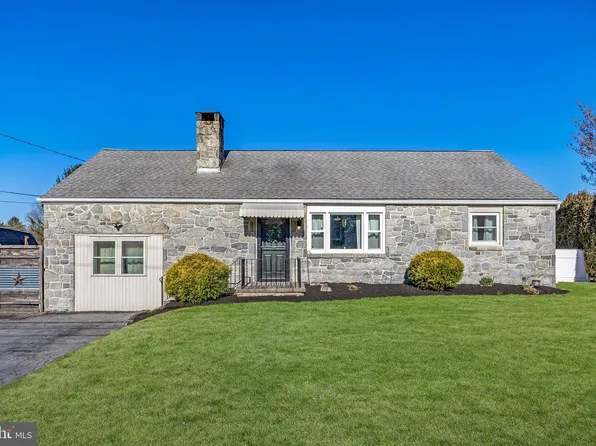 400 Amity Park Rd, Douglassville, PA 19518