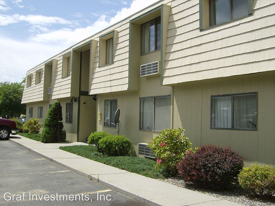 1st image of 1201 River Dr APT 10