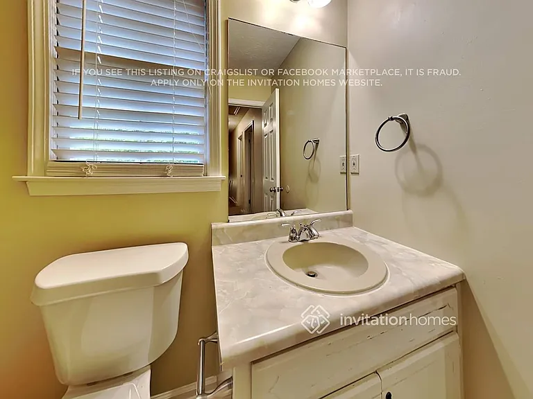 133 Fox Ridge Ct — Photo 16