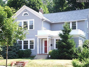 1st image of 459 Aqueduct St