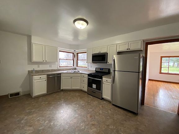 5th image of 2101 S Carlisle St