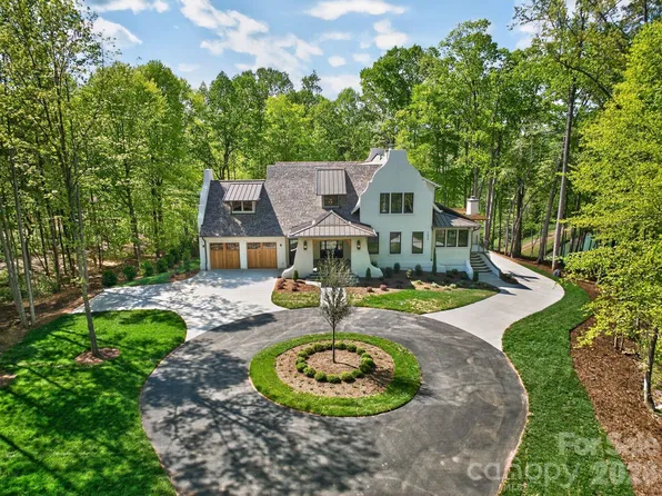 1052 Ventosa Dr, Denver, NC 28037