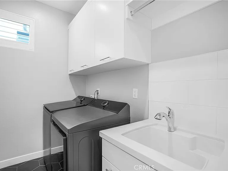 745 Aldea Dr — Photo 22