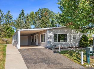 425 Vista Ln, Murrysville, PA 15668