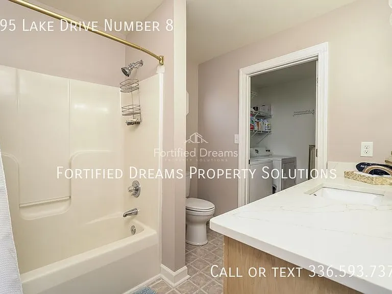 395 Lake Dr #8 — Photo 24