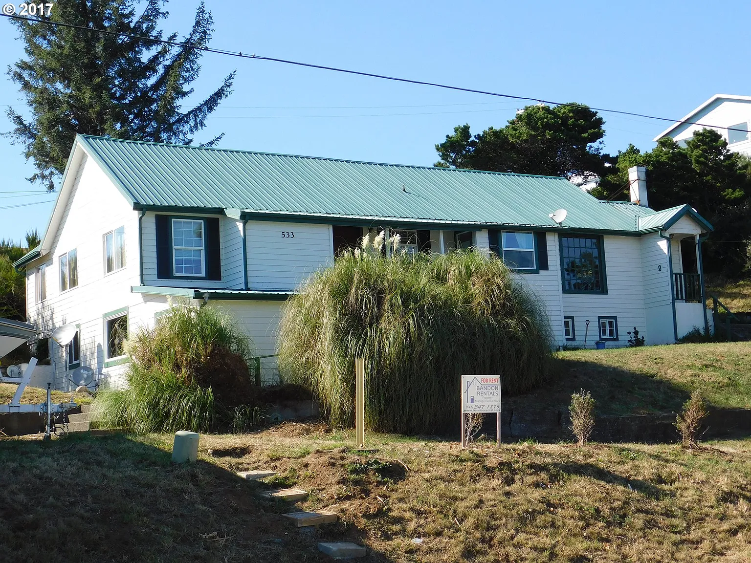 533 Harbor Dr photo 1