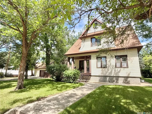 1108 Redland AVENUE, Moose Jaw, SK S6H 3P3
