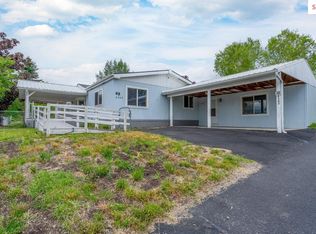 8543 N Angelica Ln, Hauser, ID 83854