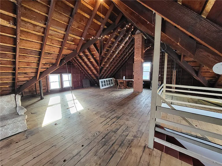 45 Boardman St — Photo 36
