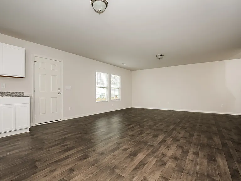 117 Lemon Ln — Photo 3