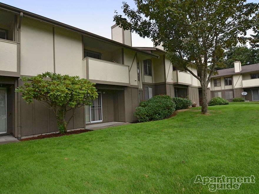 1st image of 4609 76th Avenue Ct W APT 6