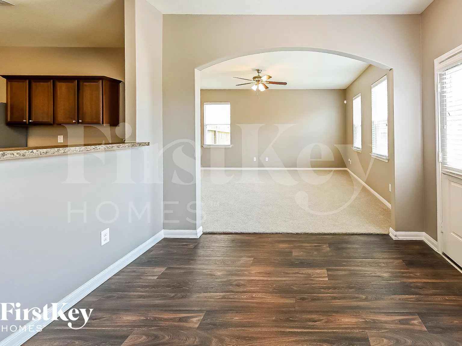 3 bed, 2.5 bath, 2042 sqft, $2,025 — Photo 4