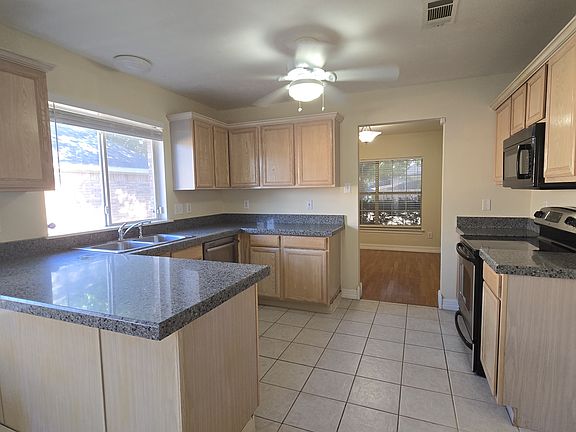 5th image of 10608 Red Cedar Dr