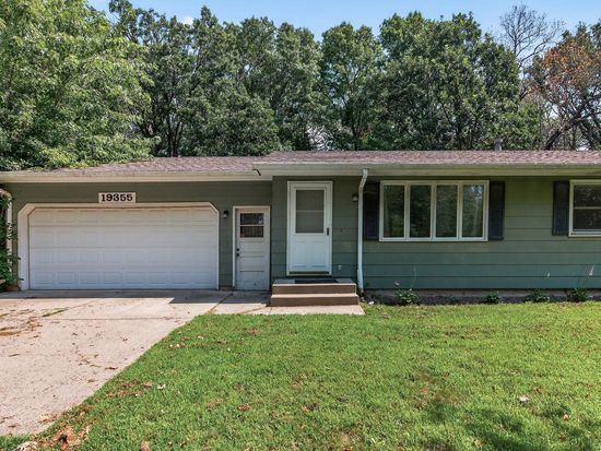19355 University Ave NE, East Bethel, MN 55011