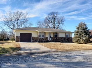 708 Howell Dr, Purdy, MO 65734