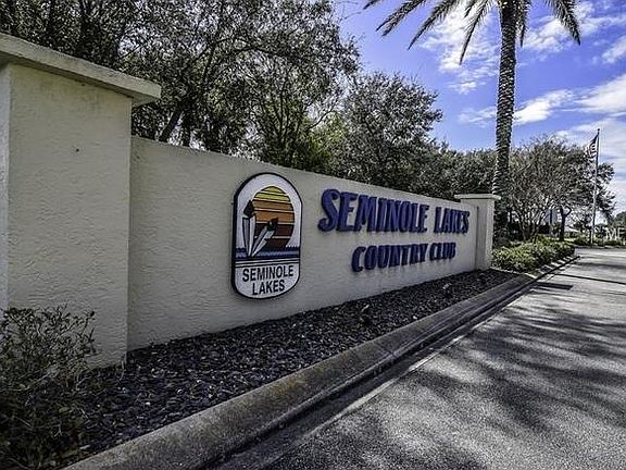 2nd image of 26283 Stillwater Cir