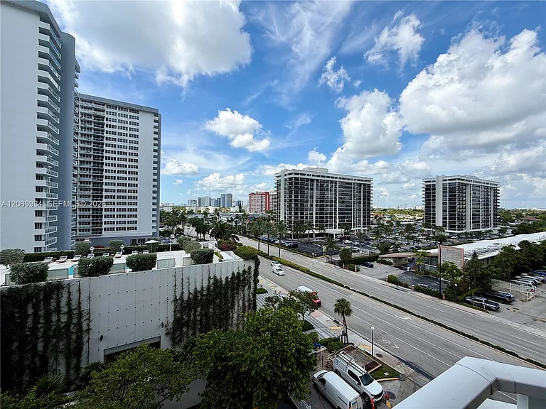 1980 S Ocean Dr #6N — Photo 16