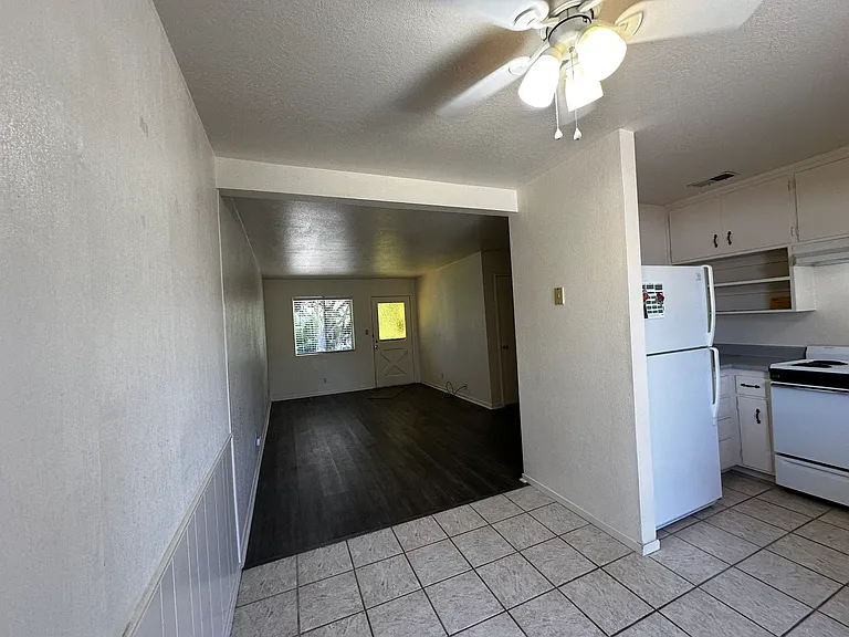 91 Summit Ave #8 — Photo 3