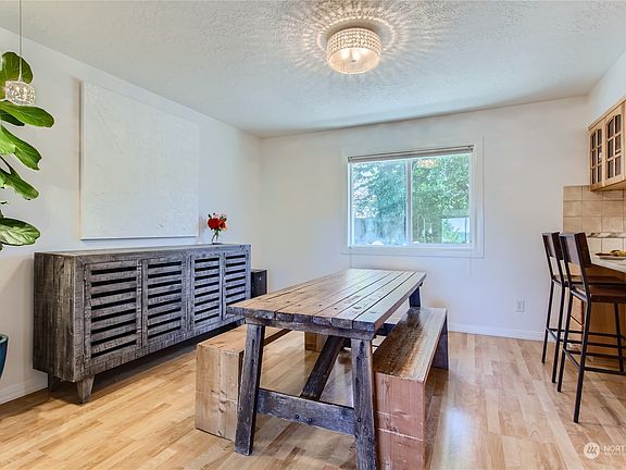 5th image of 4305 Idaho Street