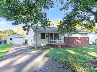 1903 Carlton Ave NE, Grand Rapids, MI 49505