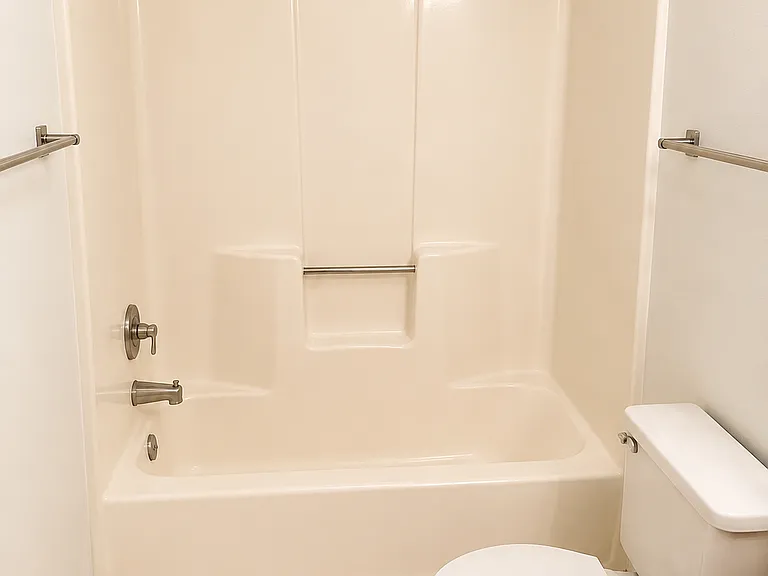 300 Liberty St #2 — Photo 8