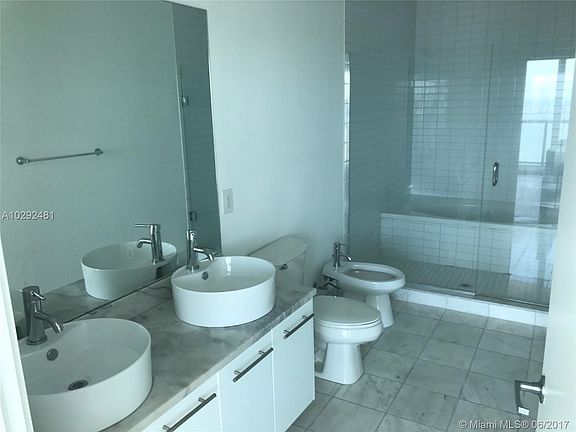 3rd image of 888 Biscayne Blvd APT 3807