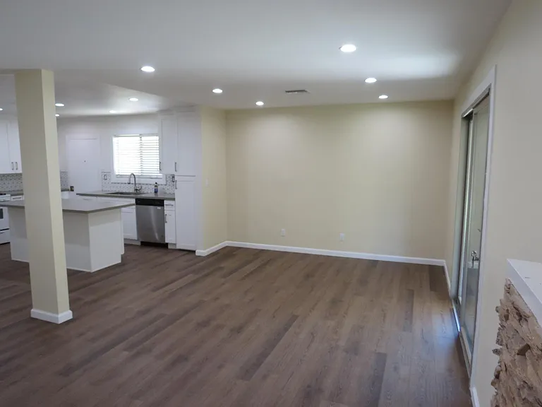 1815 Morrison St — Photo 6