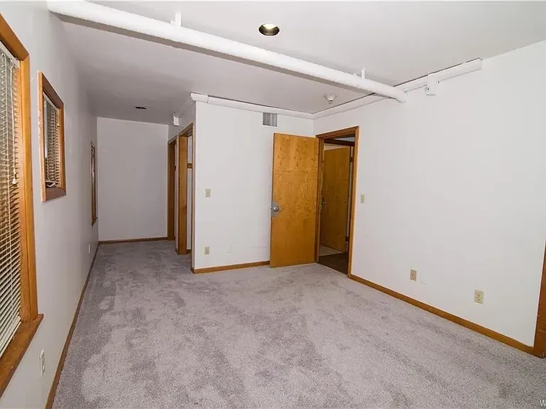 1832 Main St #4 — Photo 5