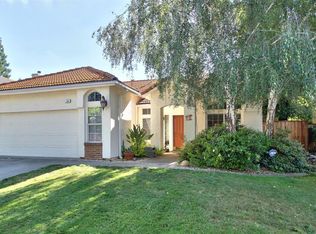 138 Elkins Cir, Folsom, CA 95630
