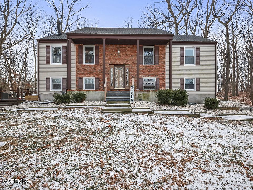 1st image of 104 Valley Drive