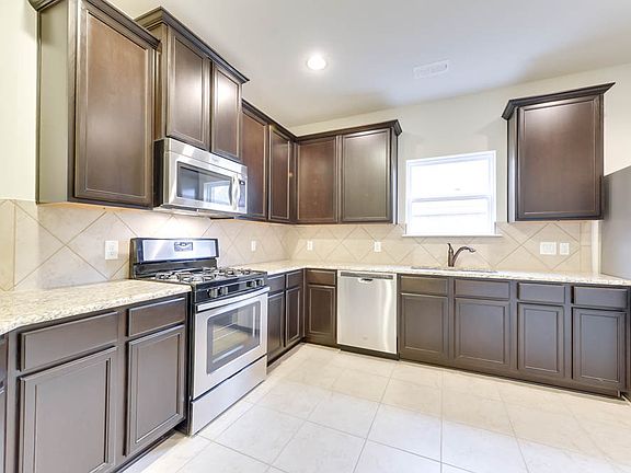 LGI Homes - Bauer Landing